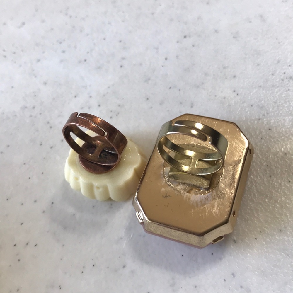 - 2/$5 Pink/Ivory Rings set (2) - Picture 3 of 3